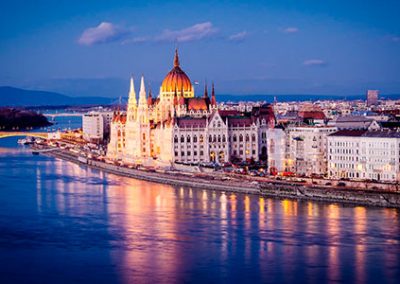 BUDAPEST. LA JOYA DEL DANUBIO Y SUS MERCADOS DE NAVIDAD, 15 de Diciembre de 2026